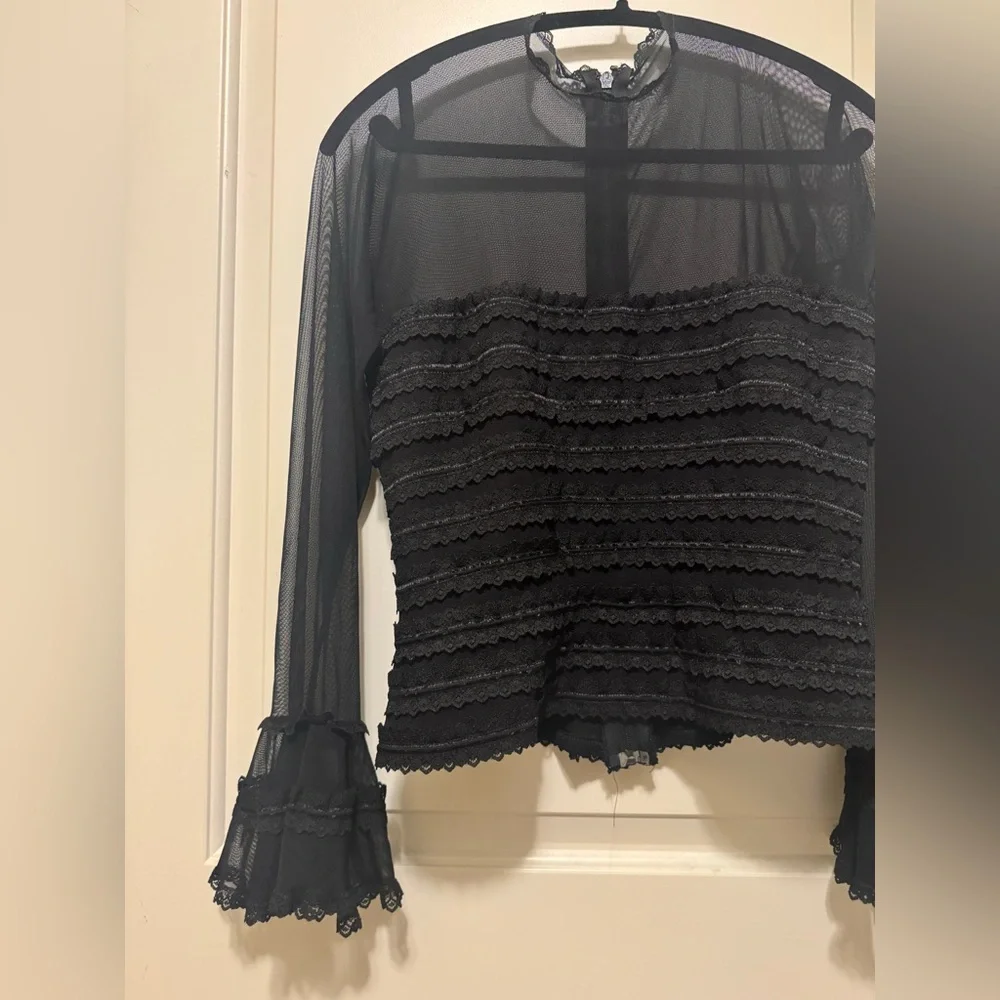 TADASHI Vintage Gothic Mesh & Tiered Lace Blouse Size M - Picture 2 of 9